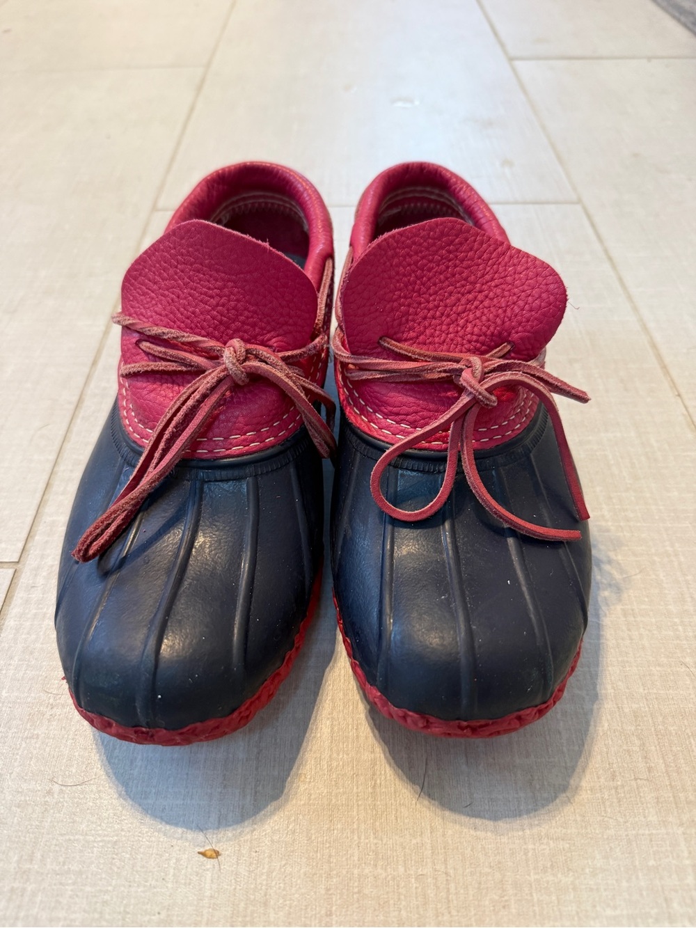 VINTAGE L.L. Bean Navy and Pink Duck Boots for Women- PREPPY size 7